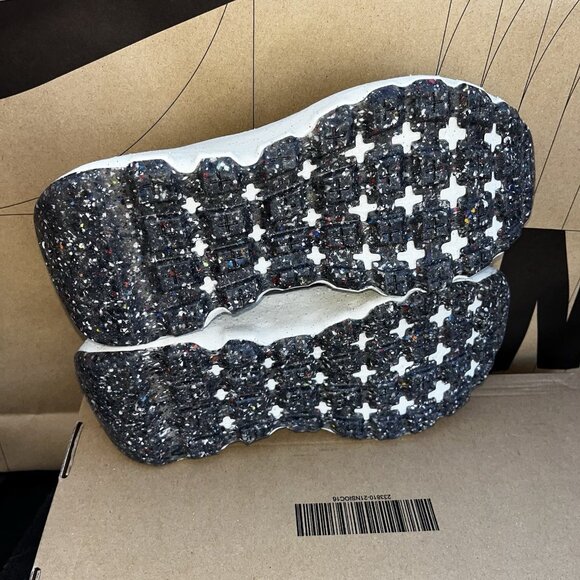 NEW Nike Space Hippie 04 Black Grey Oreo DA2725 001 Women’s Size 6 - Picture 5 of 7